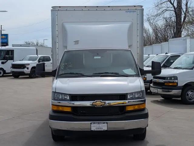 2024 Chevrolet Express Cutaway 4500 Van
