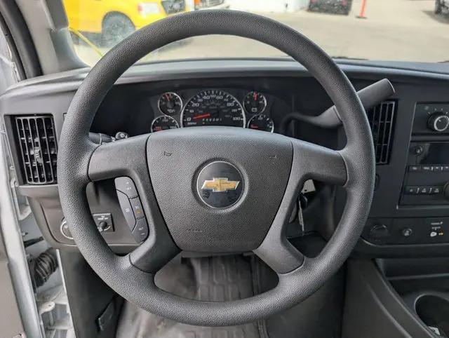 2024 Chevrolet Express Cutaway 4500 Van