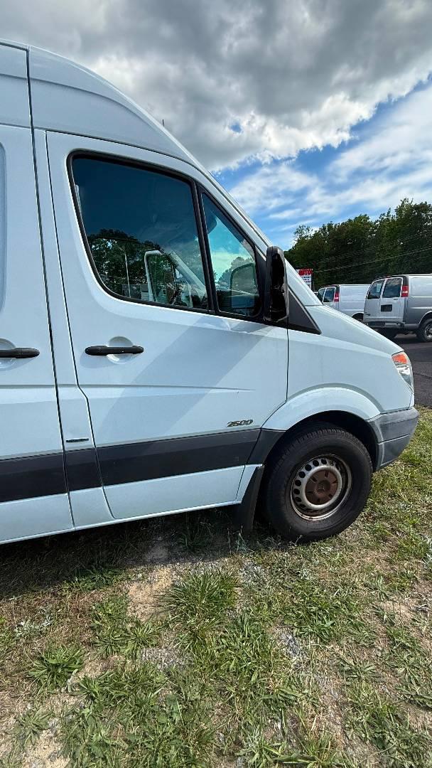 2013 Mercedes-Benz Sprinter 2500 Normal Roof