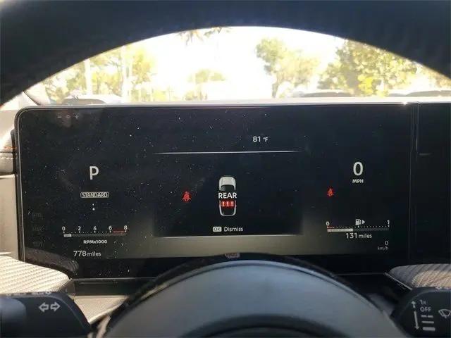 2025 Nissan Kicks SR FWD