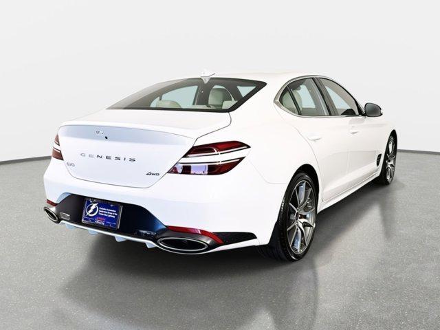 2025 GENESIS G70 Standard - Photo 7