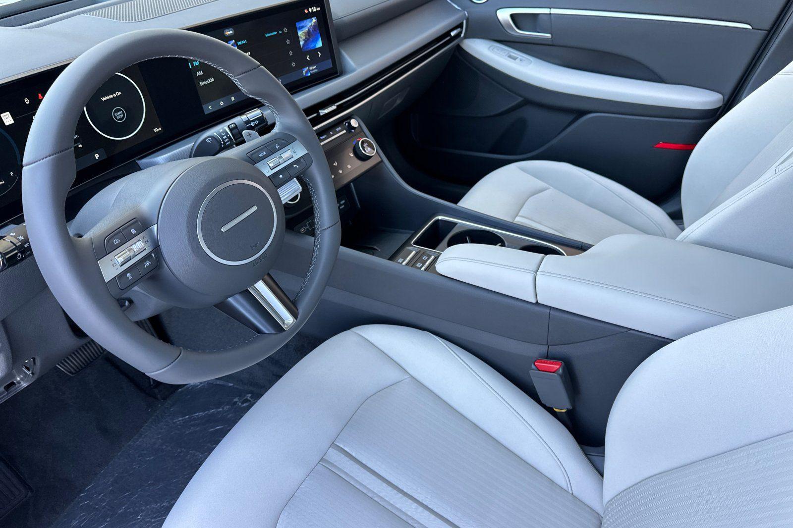 2025 Hyundai Sonata SEL - Photo 10