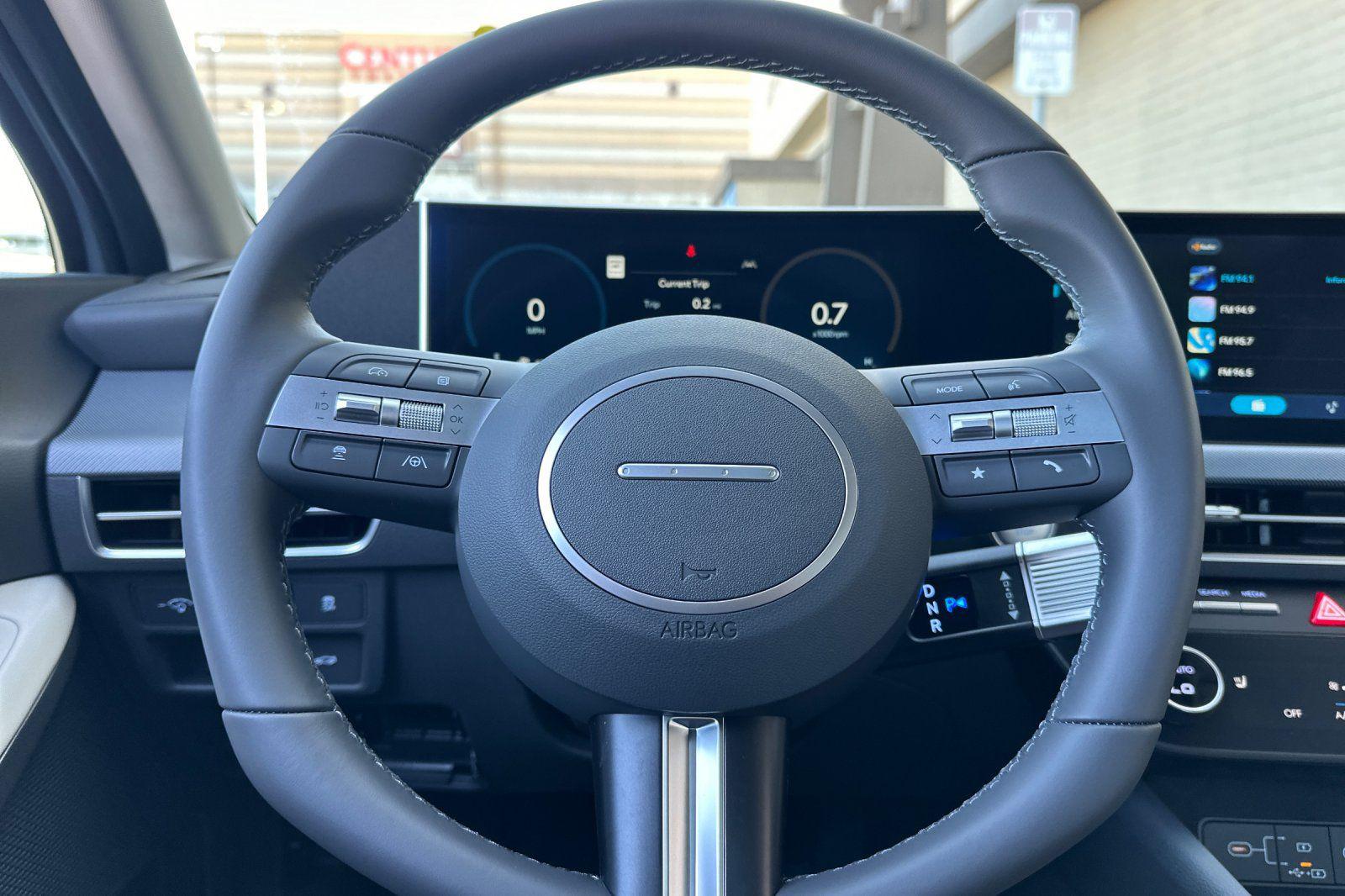 2025 Hyundai Sonata SEL - Photo 22