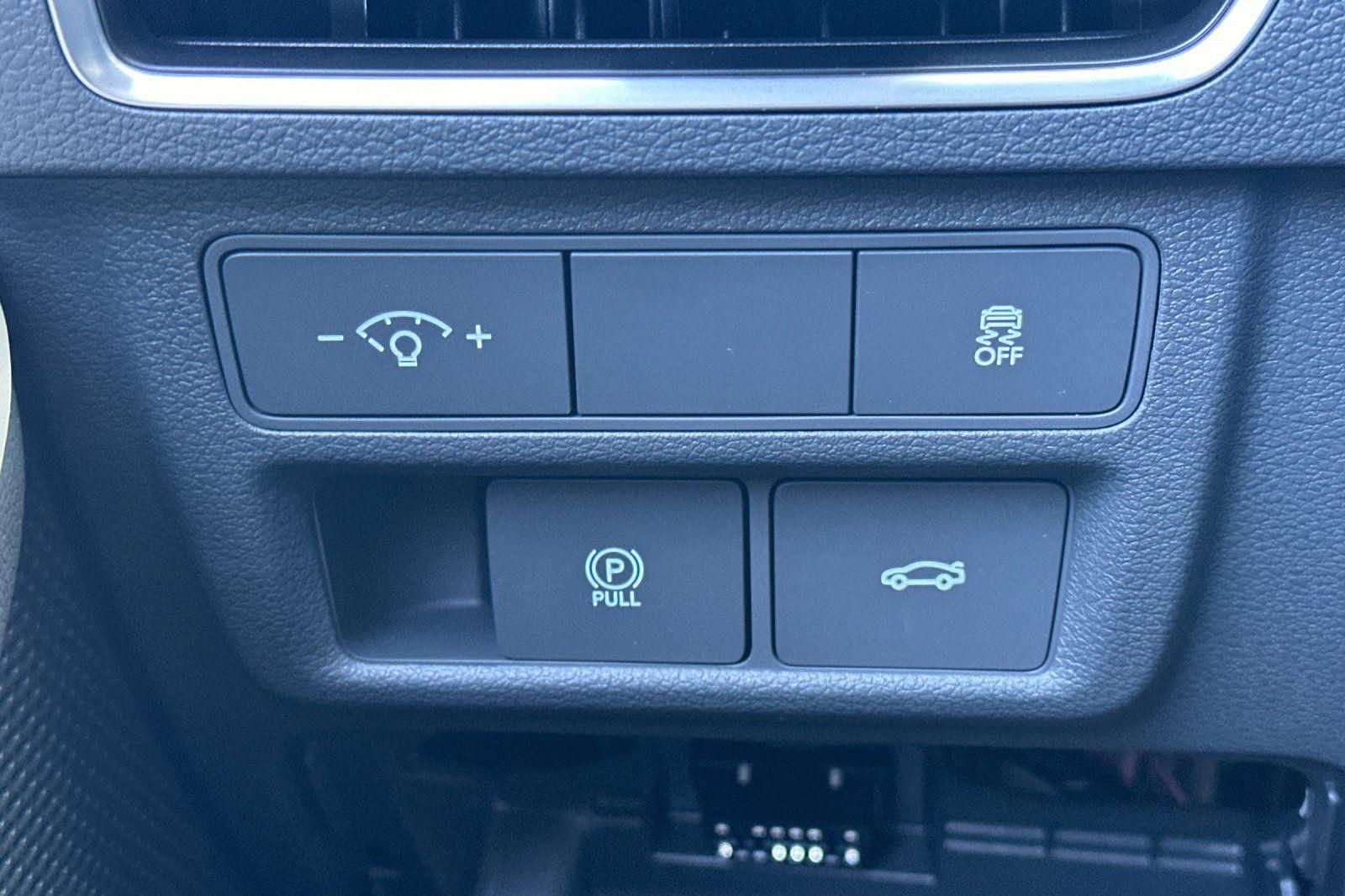 2025 Hyundai Sonata SEL - Photo 25