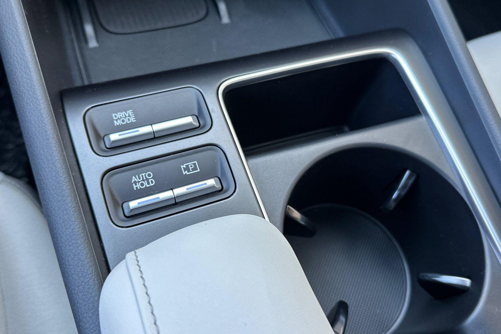 2025 Hyundai Sonata SEL - Photo 26