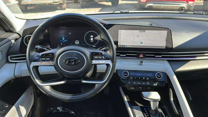 2023 Hyundai Elantra Limited