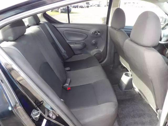 2018 Nissan Versa 1.6 S+