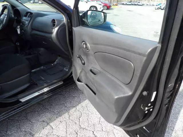 2018 Nissan Versa 1.6 S+