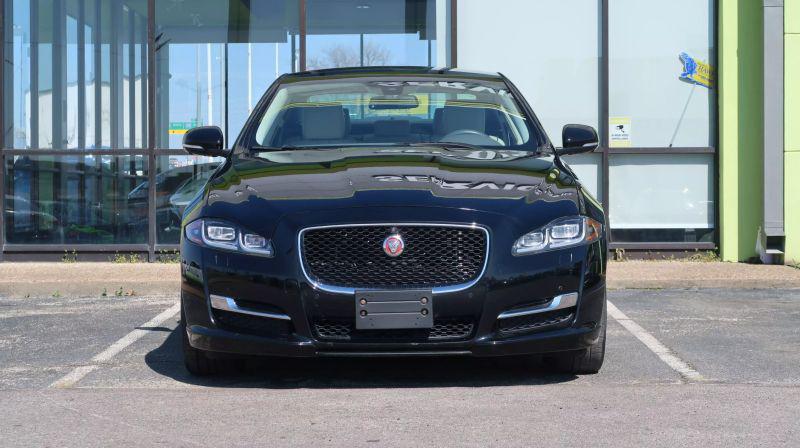 2017 Jaguar XJ R-Sport