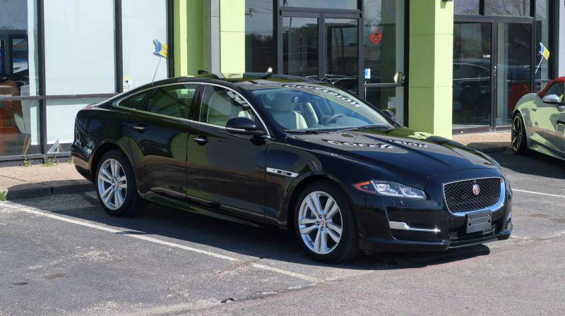 2017 Jaguar XJ R-Sport