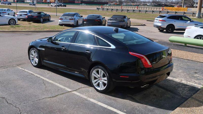 2017 Jaguar XJ R-Sport