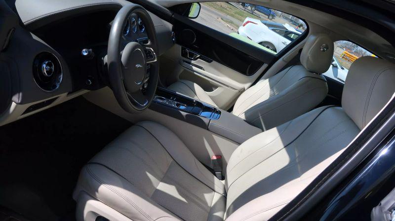 2017 Jaguar XJ R-Sport
