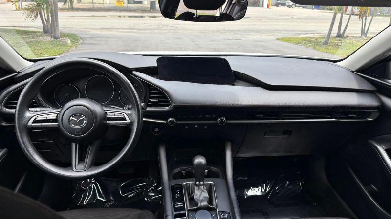 2022 Mazda Mazda3 2.5 S