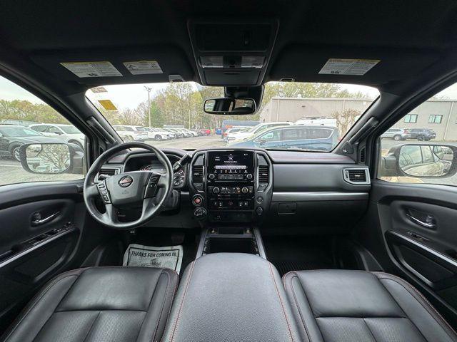 2022 Nissan TITAN Crew Cab PRO-4X 4x4