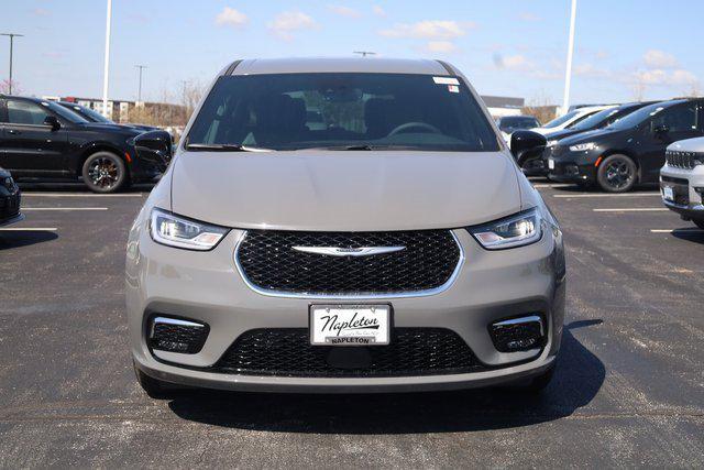 2025 Chrysler Pacifica PACIFICA SELECT