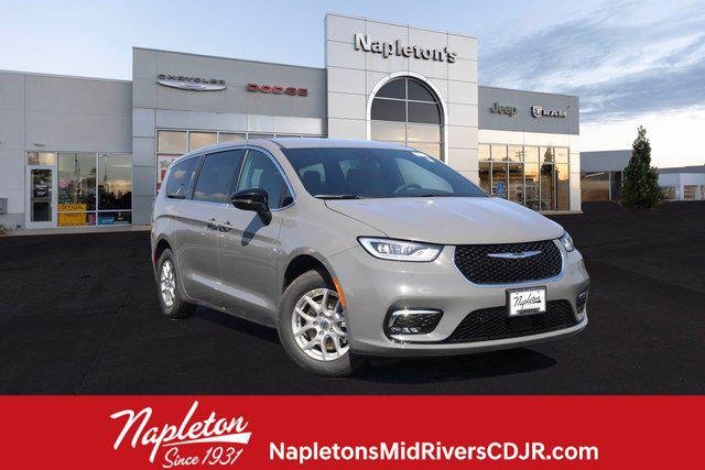2025 Chrysler Pacifica PACIFICA SELECT