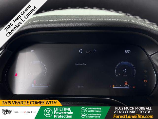 2025 Jeep Grand Cherokee GRAND CHEROKEE L LIMITED 4X4