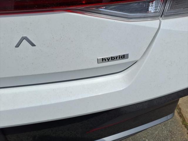 2025 Hyundai Elantra Hybrid SEL Sport