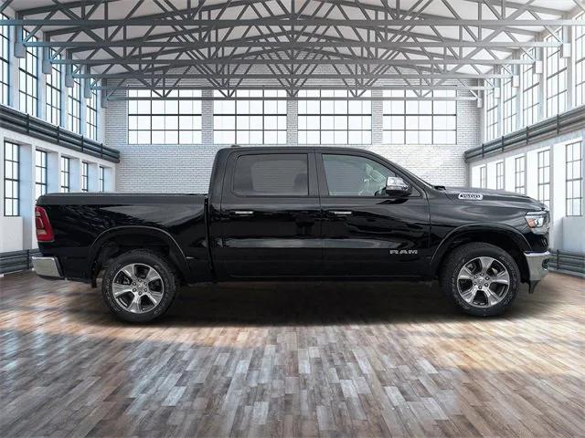 2022 RAM 1500 Laramie Crew Cab 4x4 57 Box