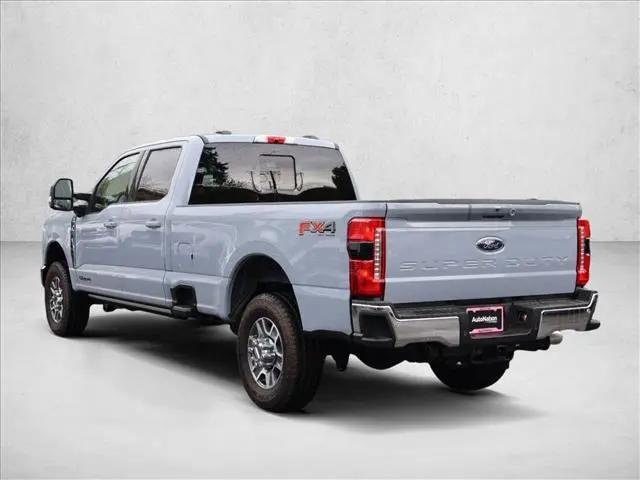 2025 Ford F-350 LARIAT