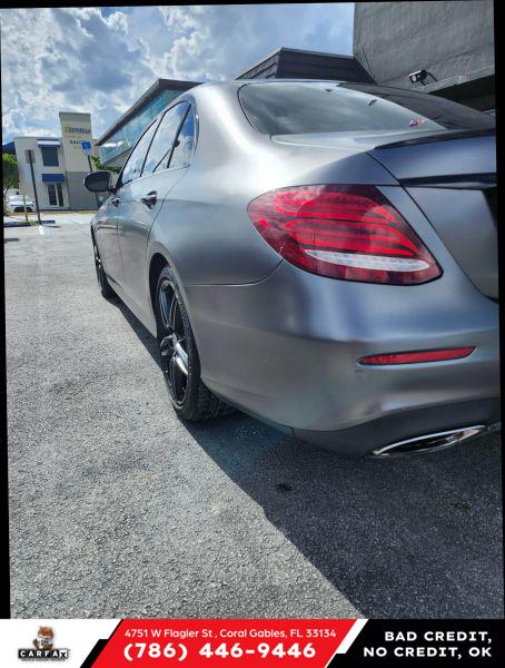 2018 Mercedes-Benz E-CLASS E 300 E 300