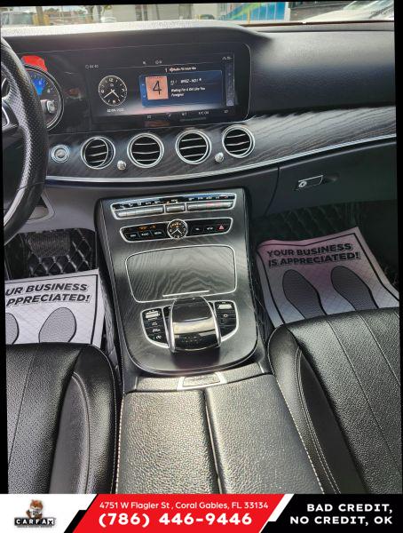 2018 Mercedes-Benz E-CLASS E 300 E 300