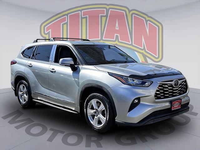 2020 Toyota Highlander LE [3]
