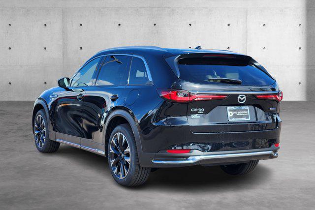 2025 Mazda X-90 Premium Plus Package