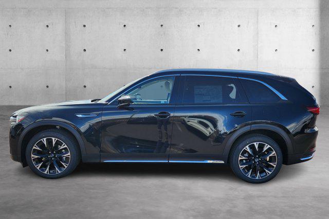 2025 Mazda X-90 Premium Plus Package