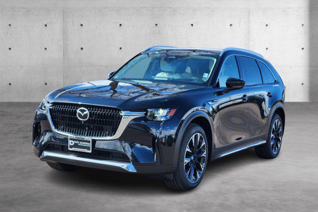 2025 Mazda X-90 Premium Plus Package