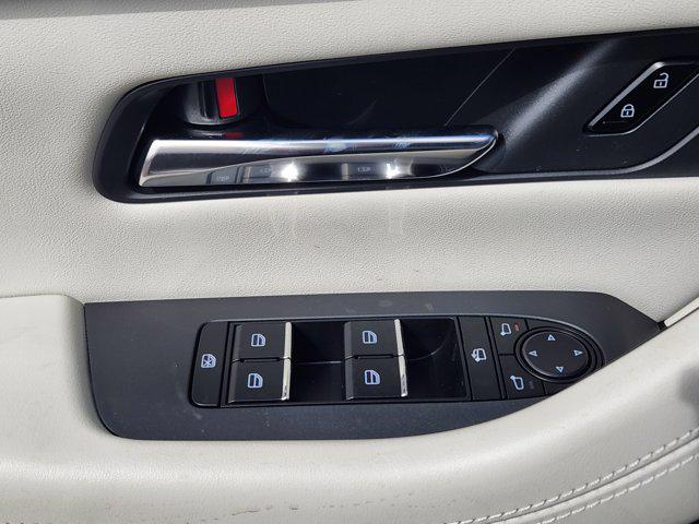 2025 Mazda X-90 Premium Plus Package