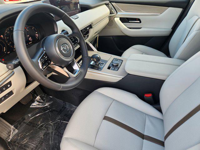 2025 Mazda X-90 Premium Plus Package