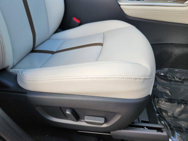 2025 Mazda X-90 Premium Plus Package