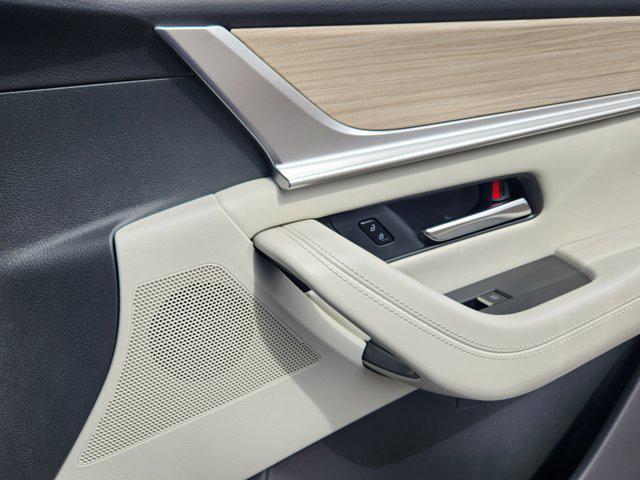 2025 Mazda X-90 Premium Plus Package