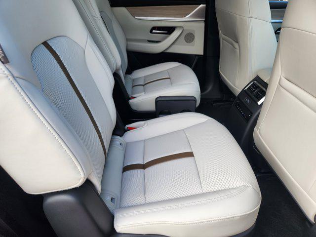 2025 Mazda X-90 Premium Plus Package
