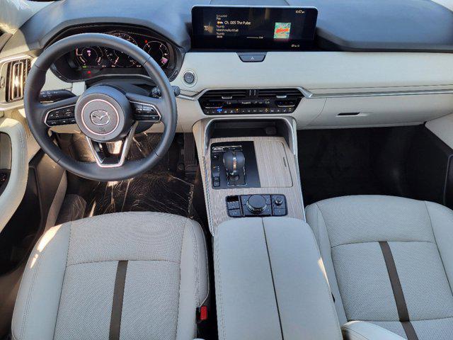 2025 Mazda X-90 Premium Plus Package