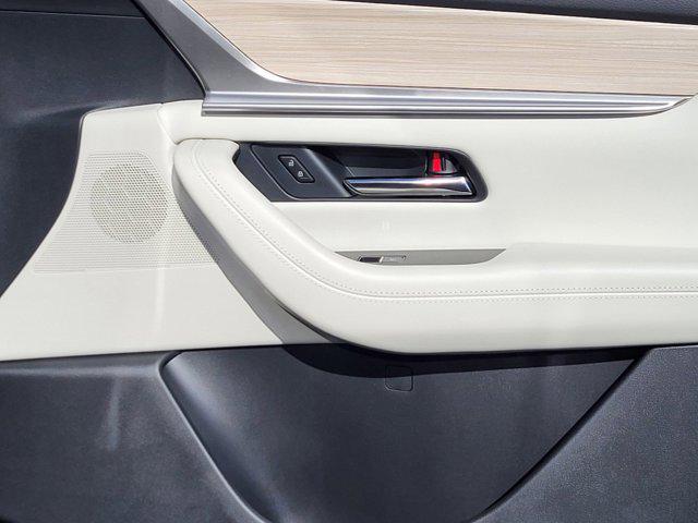 2025 Mazda X-90 Premium Plus Package