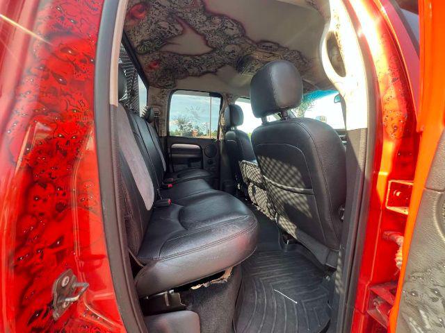 2004 Dodge Ram 3500 SLT/Laramie