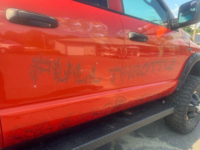 2004 Dodge Ram 3500 SLT/Laramie