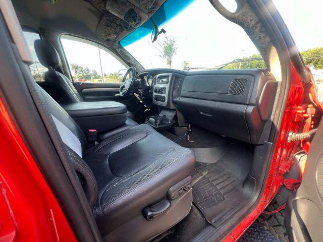 2004 Dodge Ram 3500 SLT/Laramie