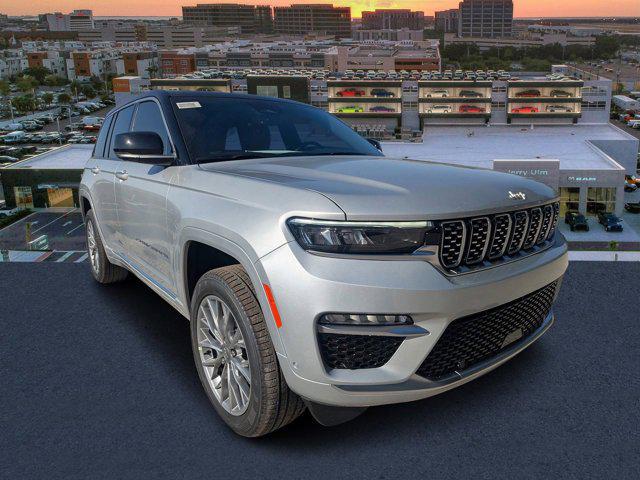 2025 Jeep Grand Cherokee GRAND CHEROKEE SUMMIT 4X4