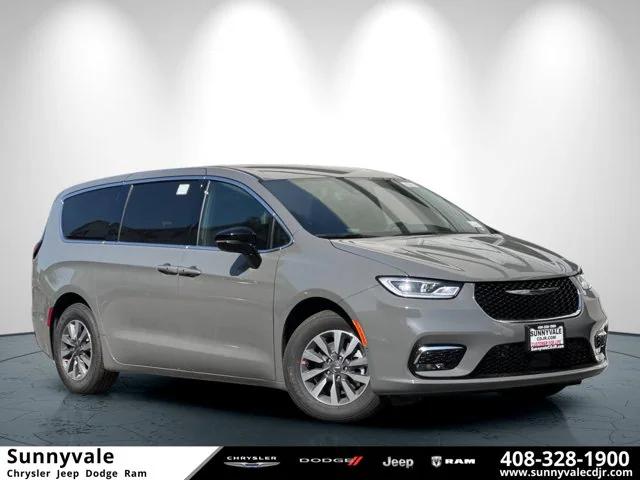 2025 Chrysler Pacifica Hybrid PACIFICA PLUG-IN HYBRID SELECT