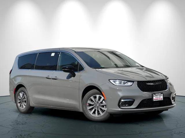 2025 Chrysler Pacifica Hybrid PACIFICA PLUG-IN HYBRID SELECT