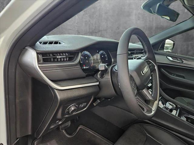 2025 Jeep Grand Cherokee GRAND CHEROKEE L ALTITUDE X 4X2