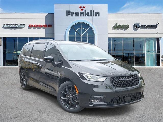 2025 Chrysler Pacifica PACIFICA LIMITED