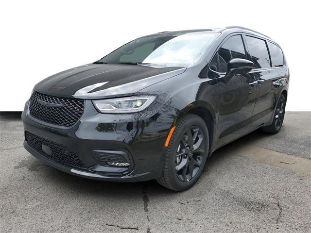 2025 Chrysler Pacifica PACIFICA LIMITED