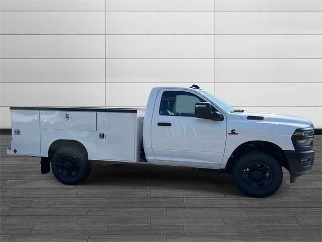 2025 RAM Ram 3500 Chassis Cab RAM 3500 TRADESMAN CHASSIS REGULAR CAB 4X4 60 CA