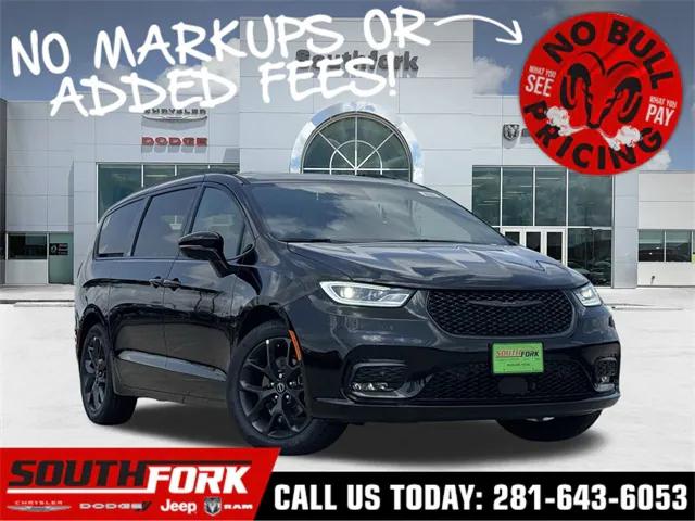 2025 Chrysler Pacifica PACIFICA LIMITED