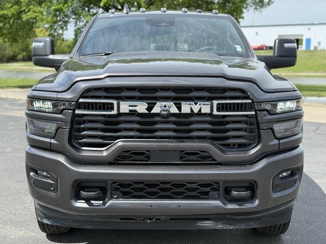 2025 RAM Ram 3500 RAM 3500 BIG HORN CREW CAB 4X4 8 BOX