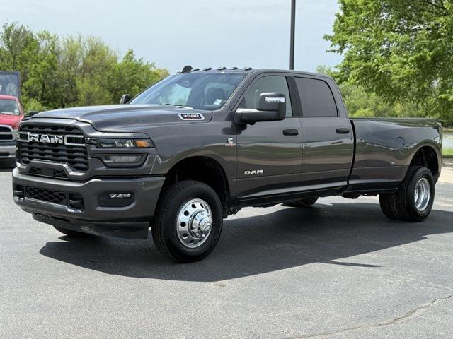 2025 RAM Ram 3500 RAM 3500 BIG HORN CREW CAB 4X4 8 BOX